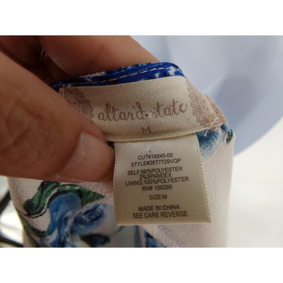 Altar'd State Women Size Med Blue/white Floral Tie Zip Back Romper NO Belt - Picture 7 of 11